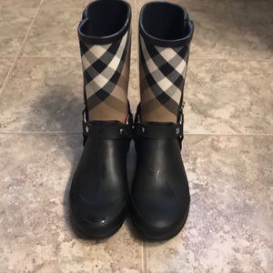 Women’s Burberry rain boots